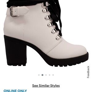 MIA (Doc Marten’s Dup) White Heeled Combat Boots Size 10